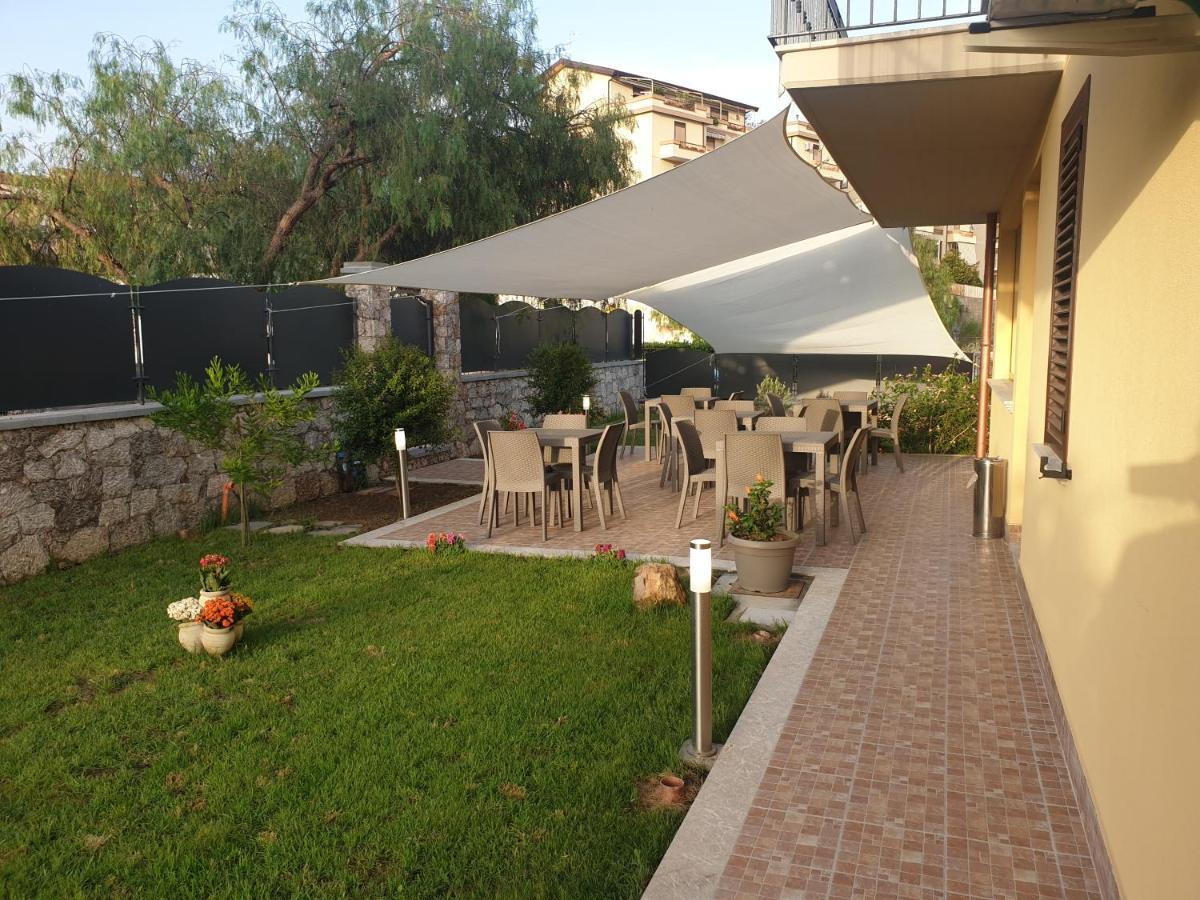 טאורמינה B&B Villa Chiara Bed And Breakfast מראה חיצוני תמונה